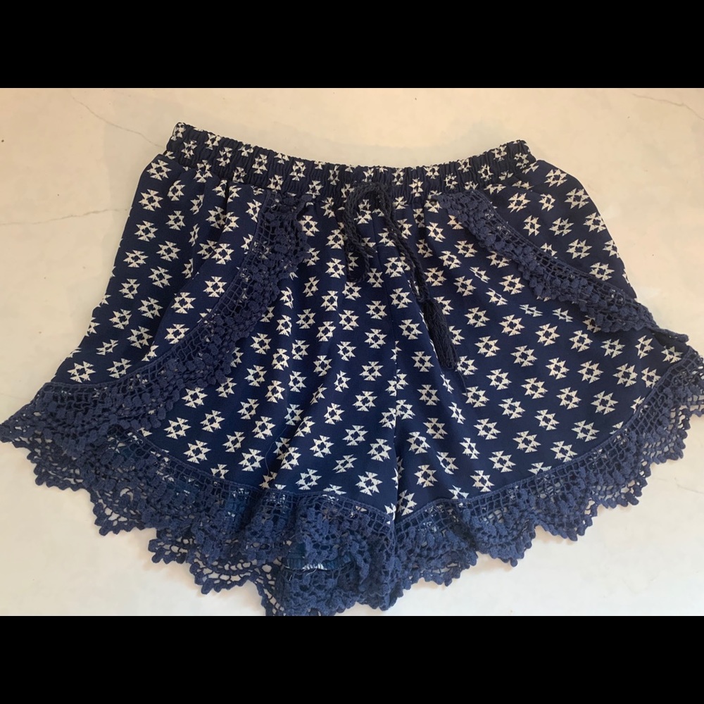 Flowy shorts